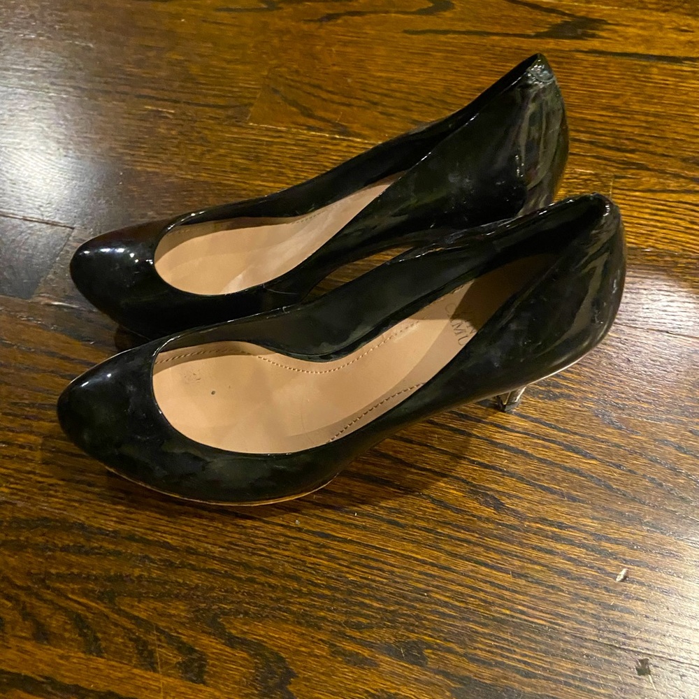 Vince Camuto black heels